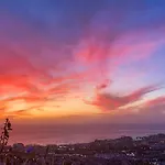 Sunset Sea Views And Pool *
