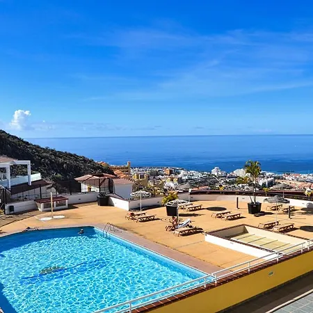 Sunset Sea Views And Pool Адехе