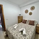 Sunset Sea Views And Pool Apartmán
