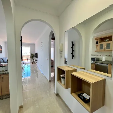 Sunset And Sea Views Apartment *