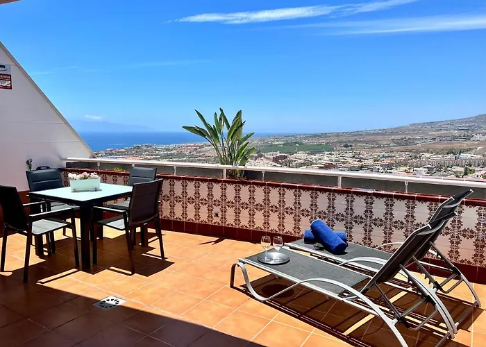 Appartamento Sunset Sea Views And Pool